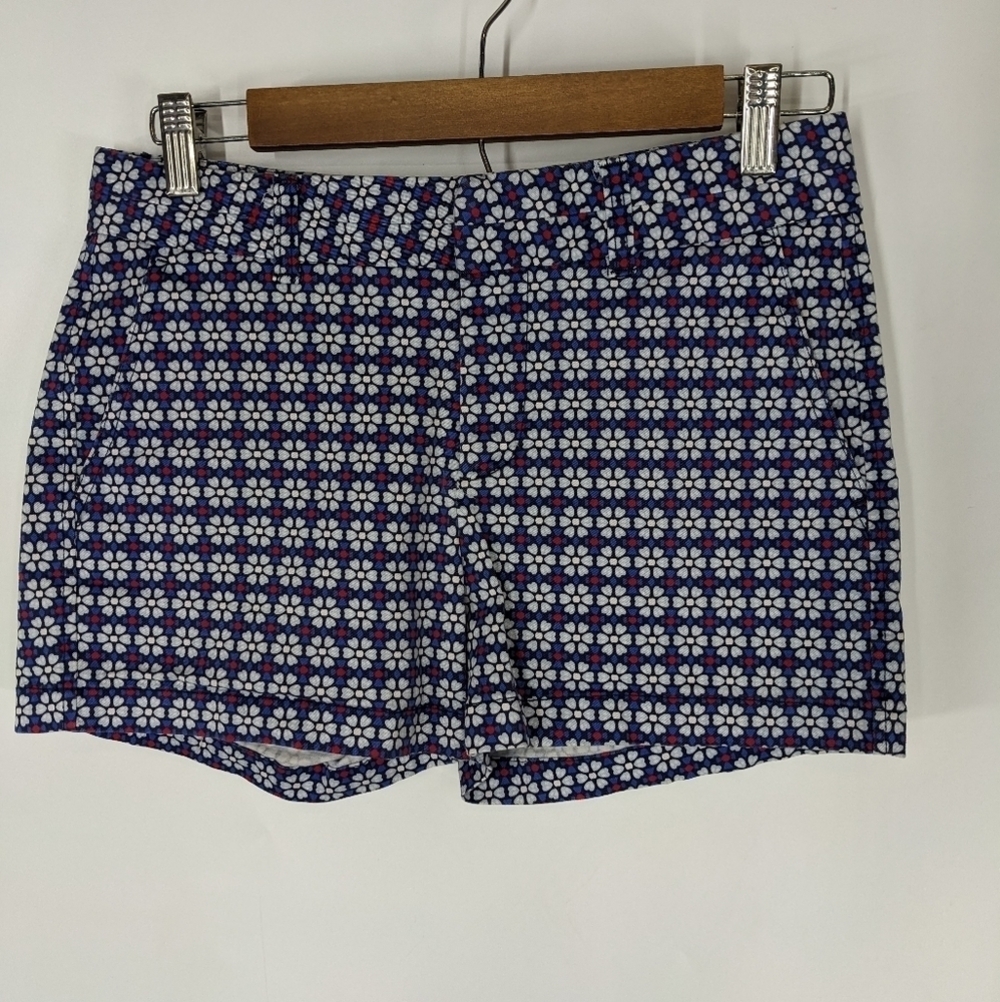 GAP FACTORY Floral City 3 Inch Flat Front Shorts